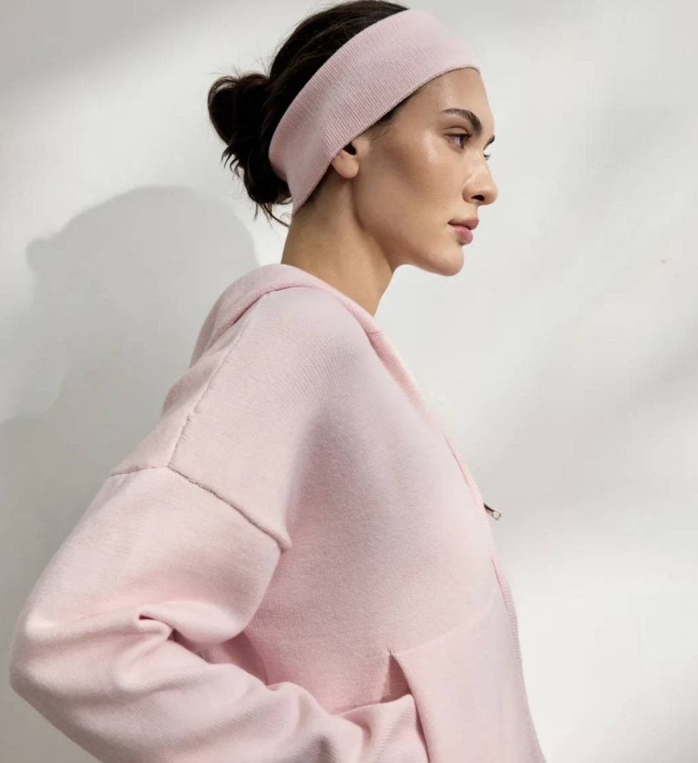 044 GARDEN Loose-fitting knitted suit pink