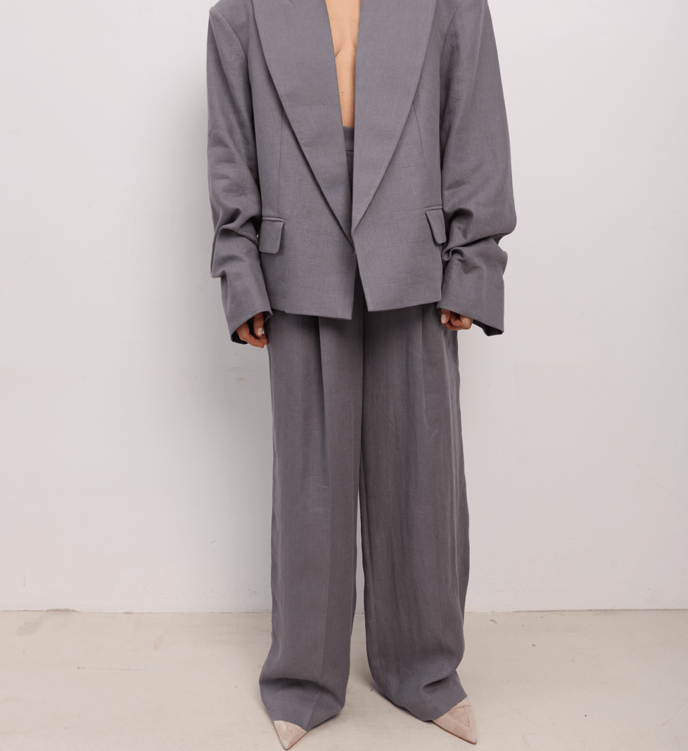 BAZHANE Linen pants relax on a medium fit graphite