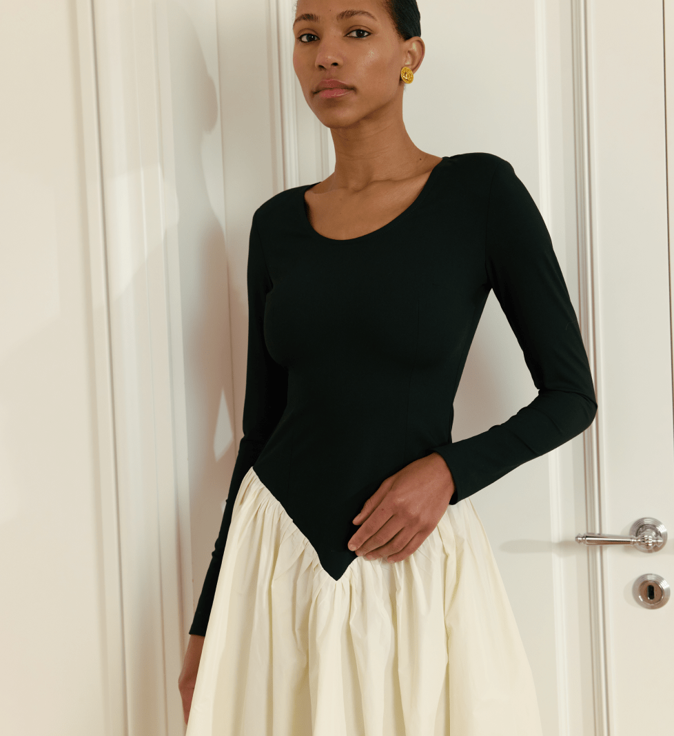 BAZHANE Swan dress