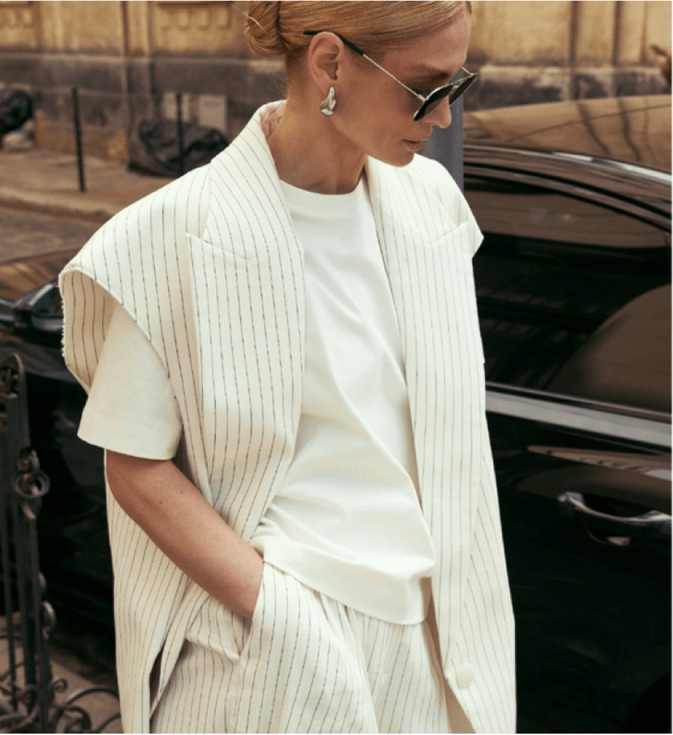 BAZHANE oversized T-shirt cropped milk