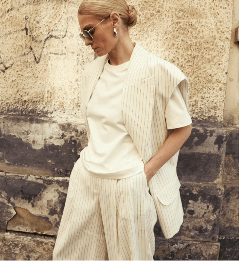 BAZHANE oversized T-shirt cropped milk