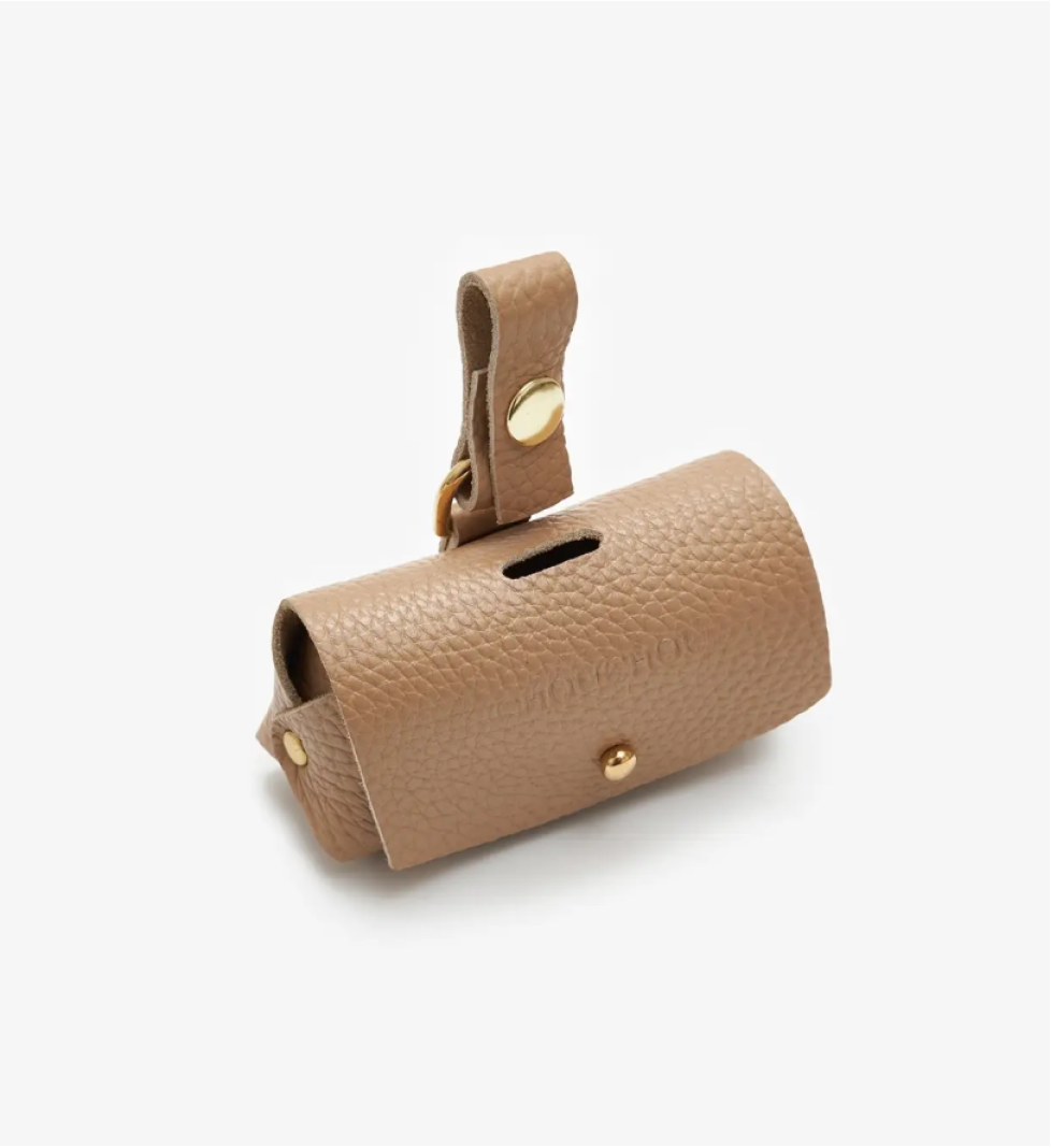 CHOUCHOU leather dispenser bag for dogs "Caviar" beige