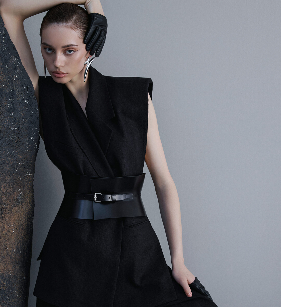 Demn ECHO vest black