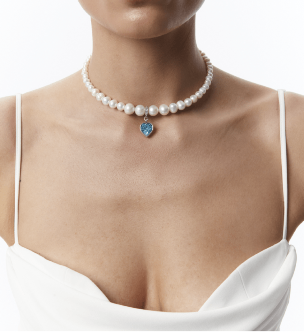 Grains De Verre Pearls Choker With Blue Heart Silver