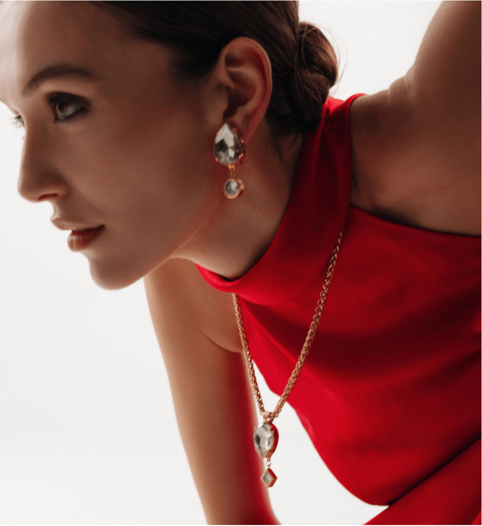 Grains De Verre "RADIANCE" Clip Earrings Gold