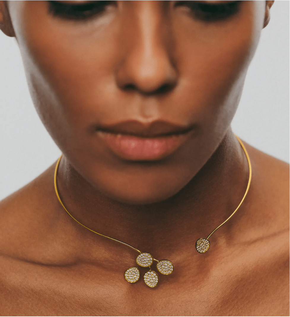GUZEMA petal choker with diamonds