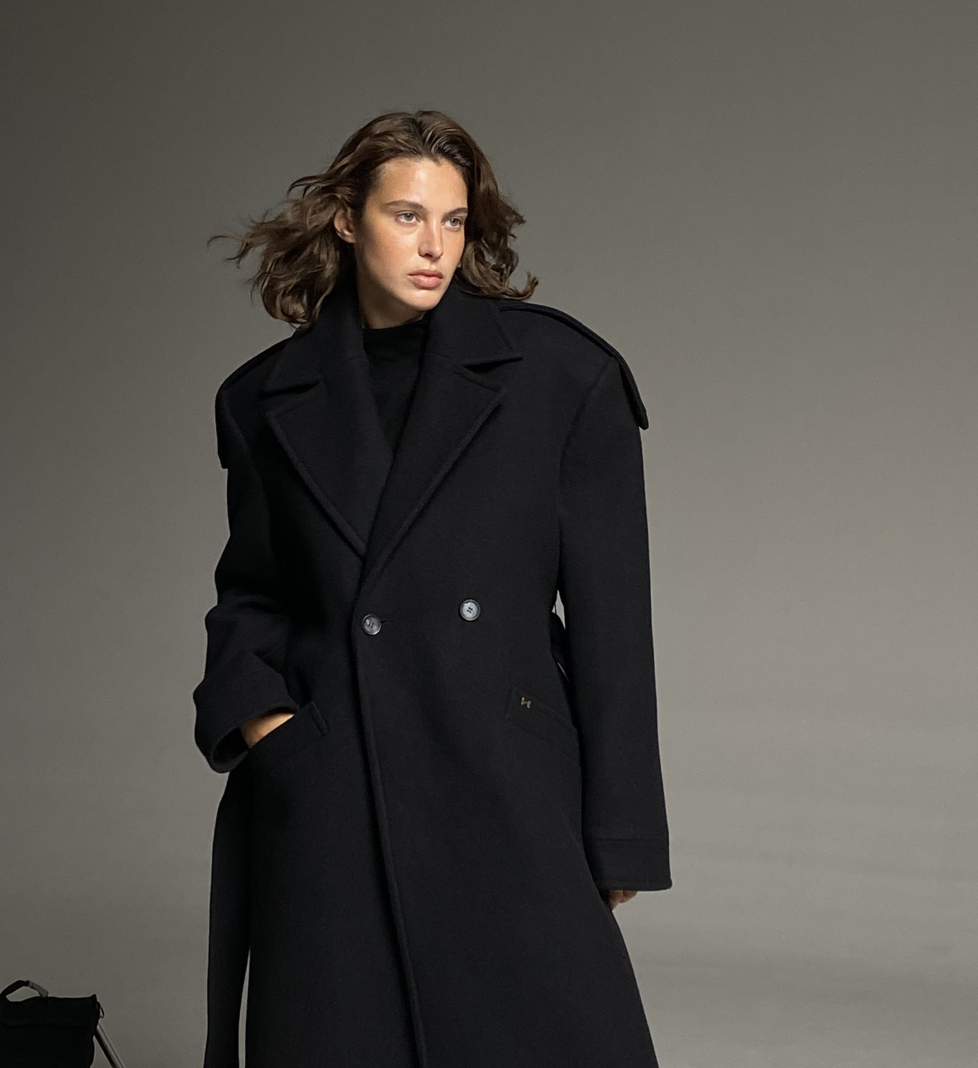 HAVRY maxi coat with shoulder pads “Grace” black