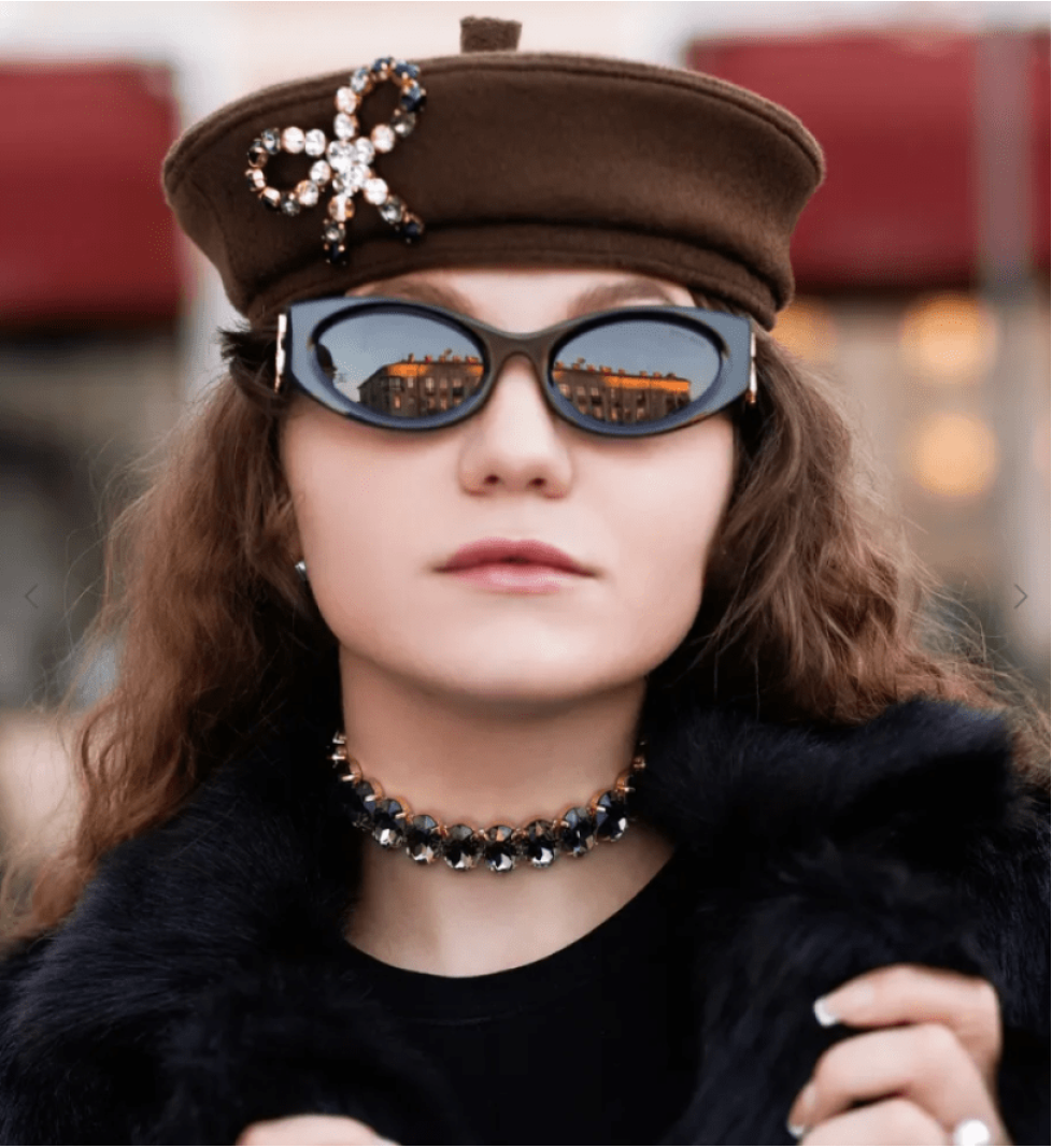 Honch Studio Choker Maeve with rhinestones Graphite