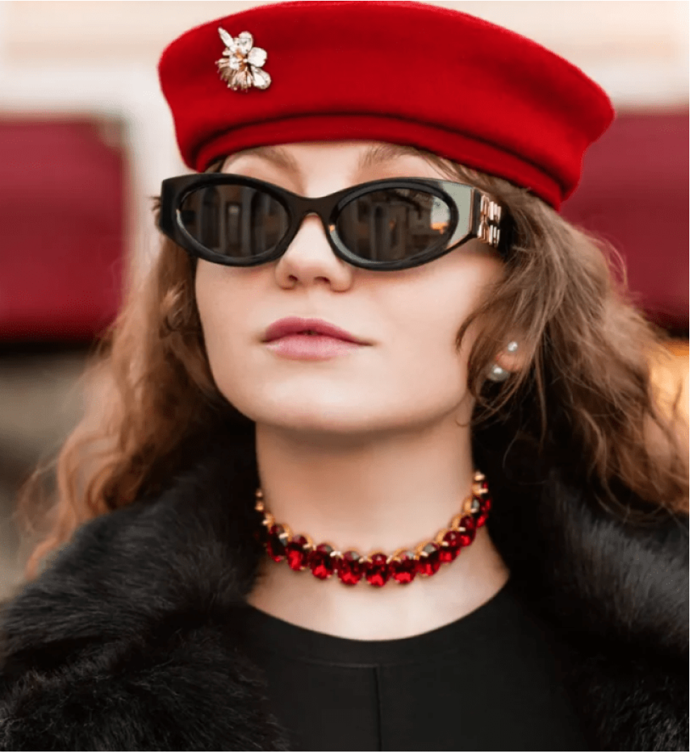 Honch Studio Choker Maeve with rhinestones Red
