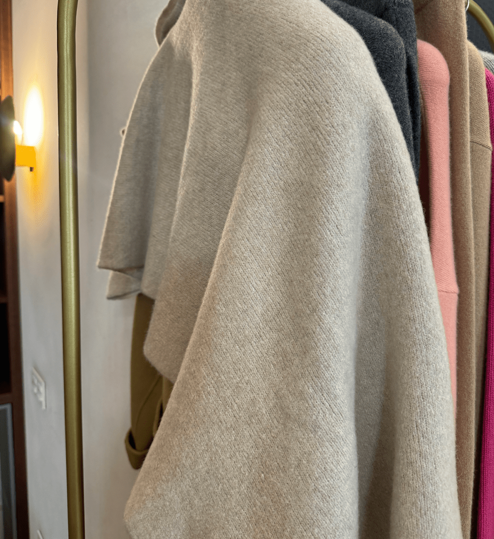 Keenly large cashmere stole