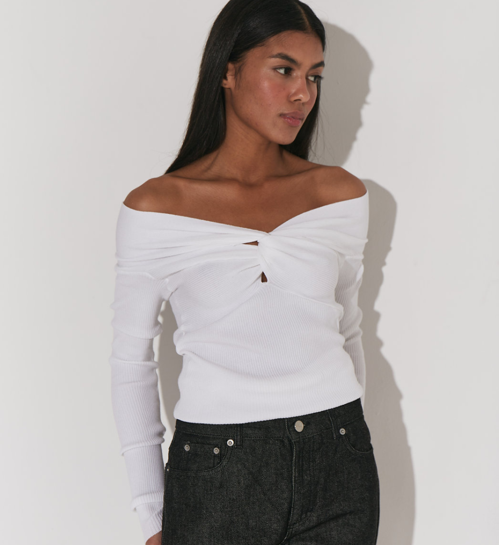 Keenly open shoulder top white