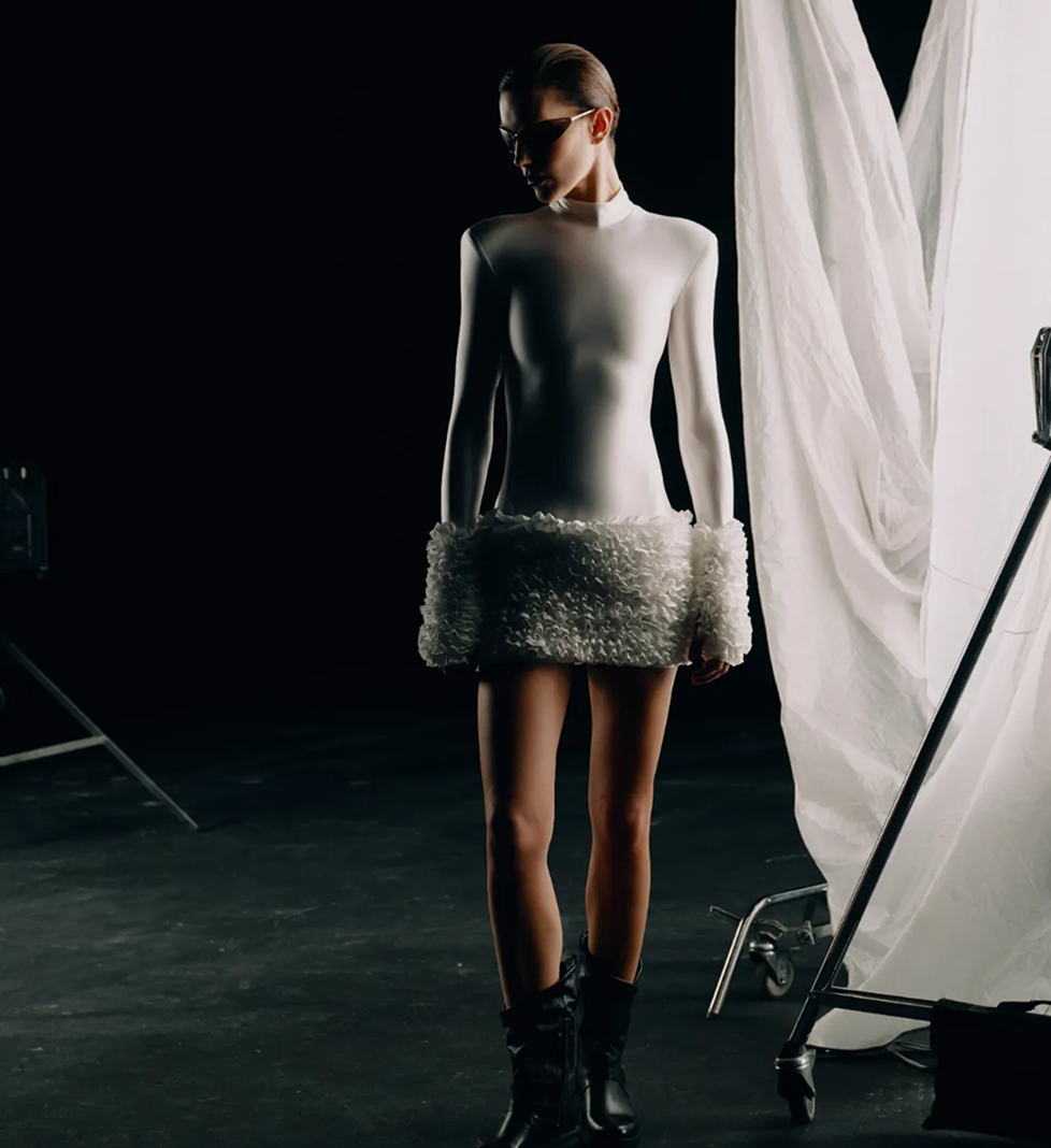 MERISTRUSS Mini dress with flounces white