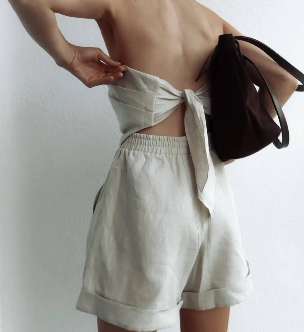 MERISTRUSS linen shorts with high waist beige