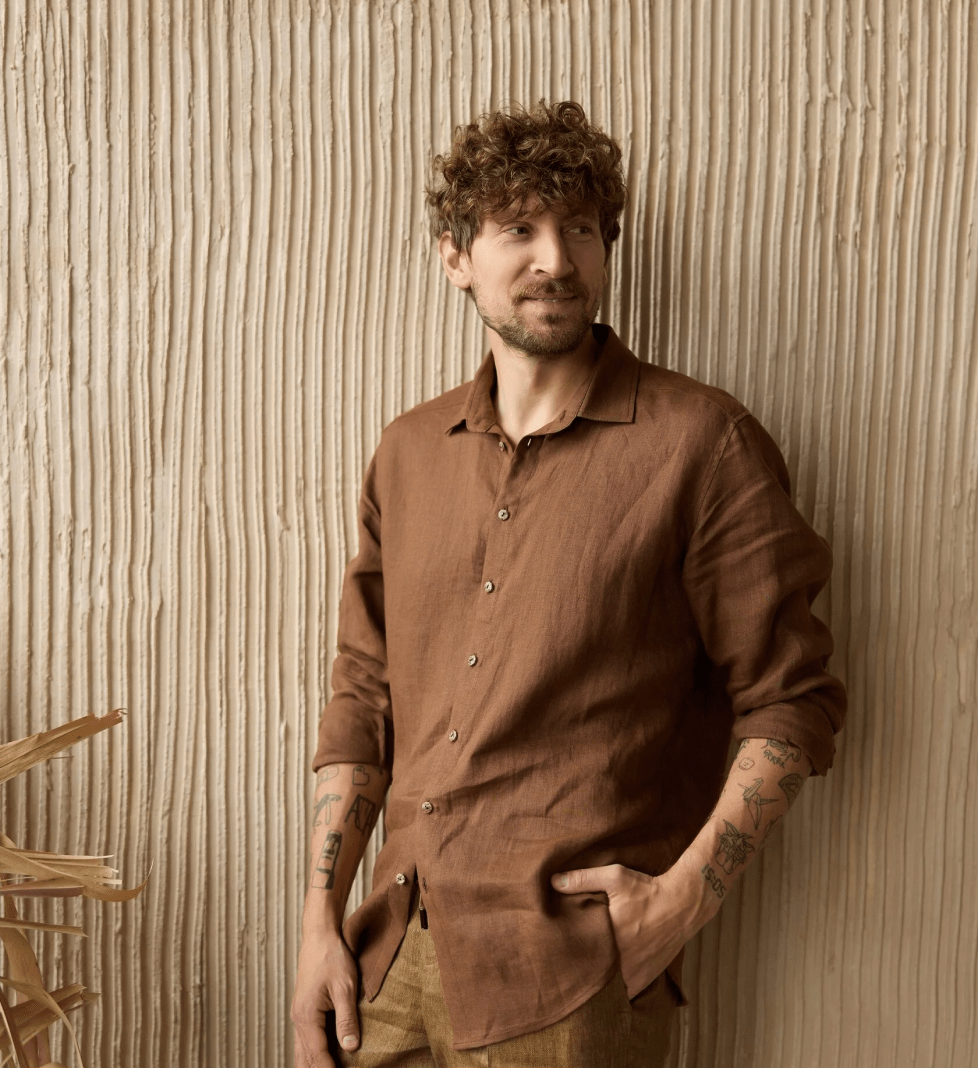 the SUIT MAN Linen shirt