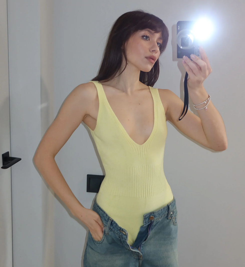 The7thHeaven Knitted bodysuit in yellow