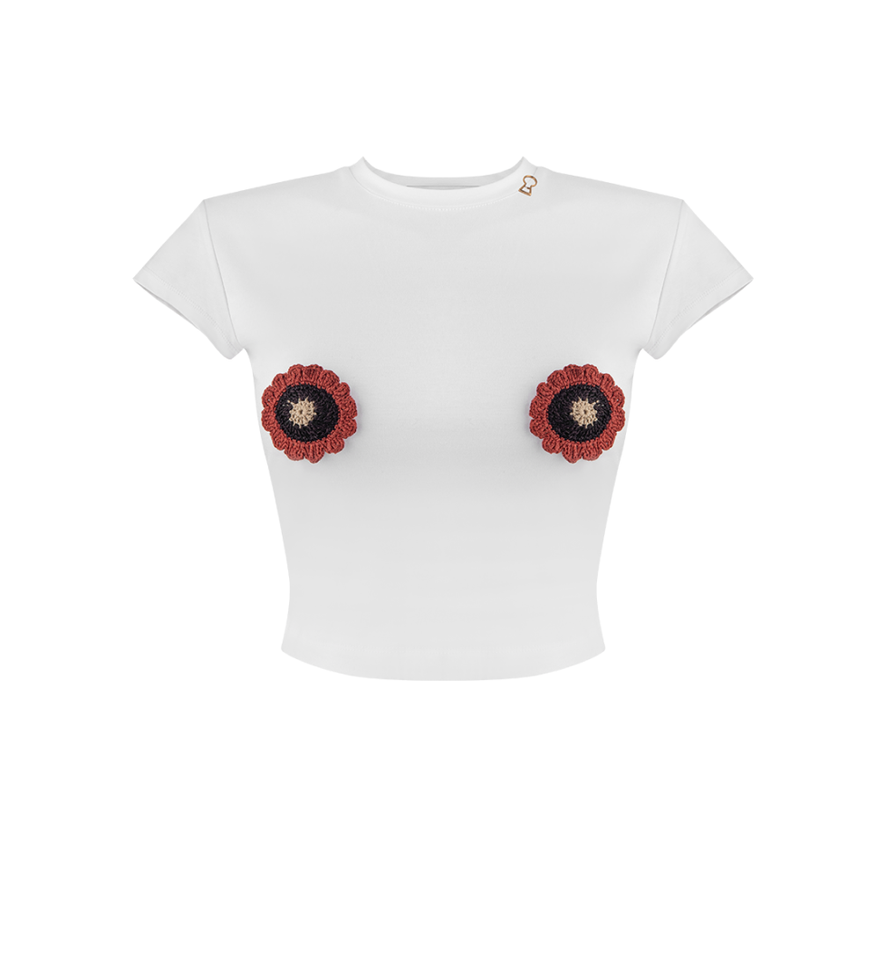 TONiA T-shirt with flowers milk