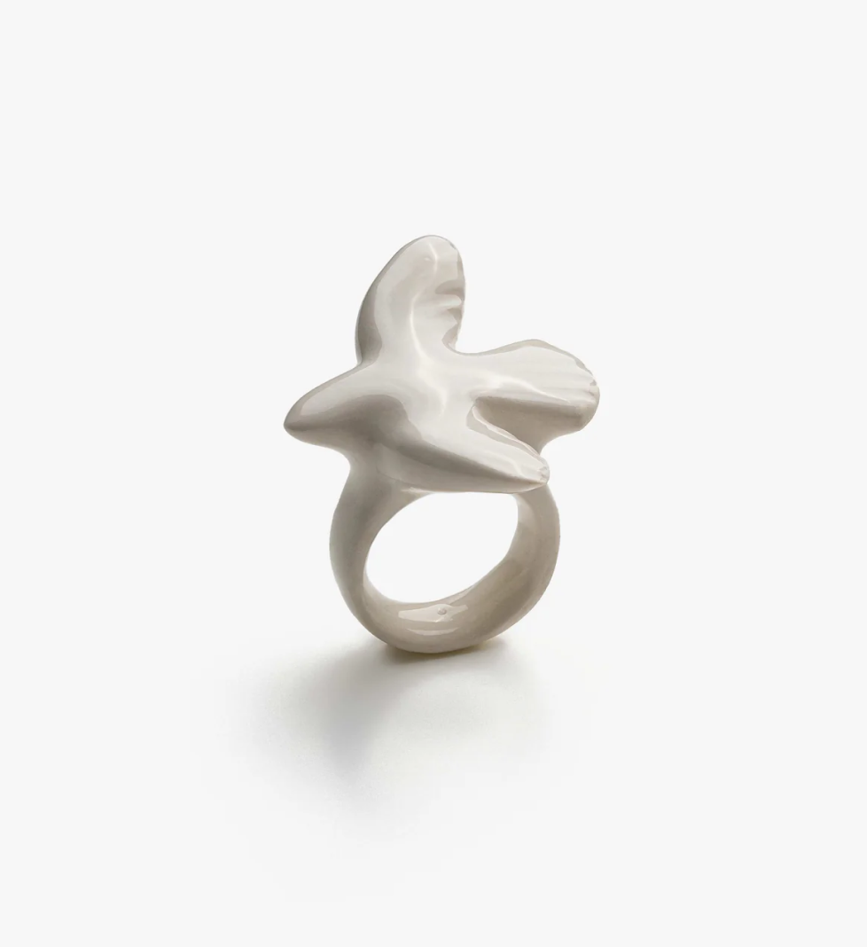 TSVITE TEREN MYRNI Ring with a bird and raised wings